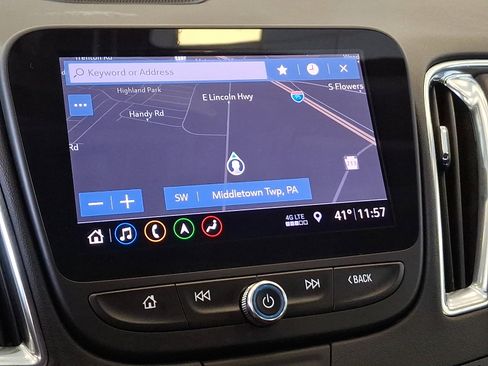 Used 2019 Chevrolet Malibu Premier image 17