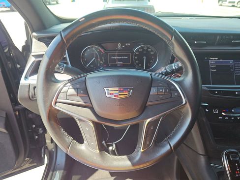 Used 2020 Cadillac XT5 Luxury FWD image 8