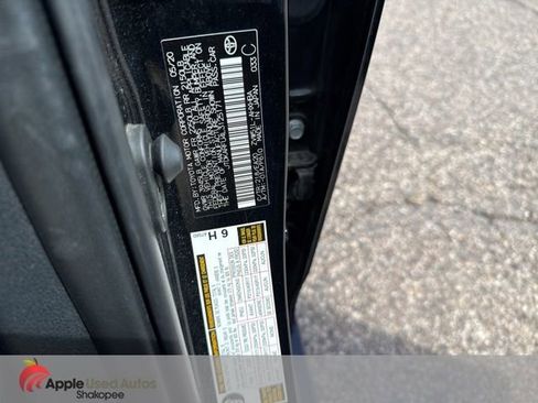 Used 2020 Toyota Prius XLE w/ Advanced Technology Package FWD image 11