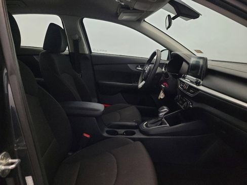 Used 2019 Kia Forte LXS FWD image 21