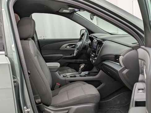 Used 2023 Chevrolet Traverse LT image 22