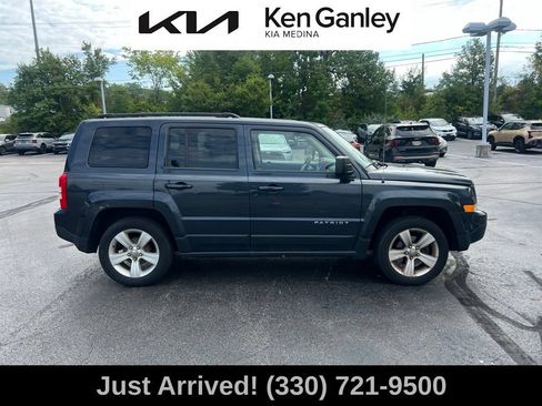 Used 2014 Jeep Patriot Latitude FWD image 4