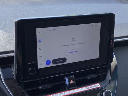 Used 2026 Toyota Corolla LE image 8