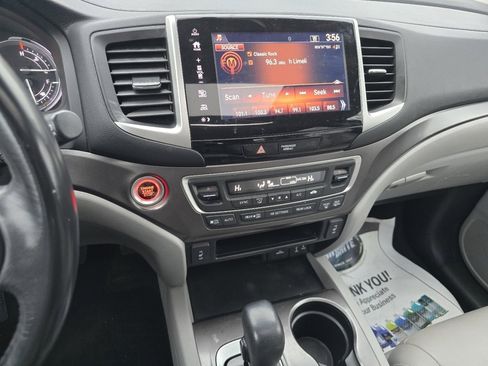 Certified 2017 Honda Pilot EX-L image 19