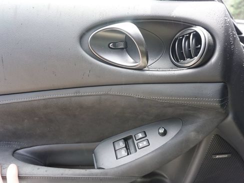 Used 2025 Nissan Z Performance w/ Floor Mat Package RWD image 4