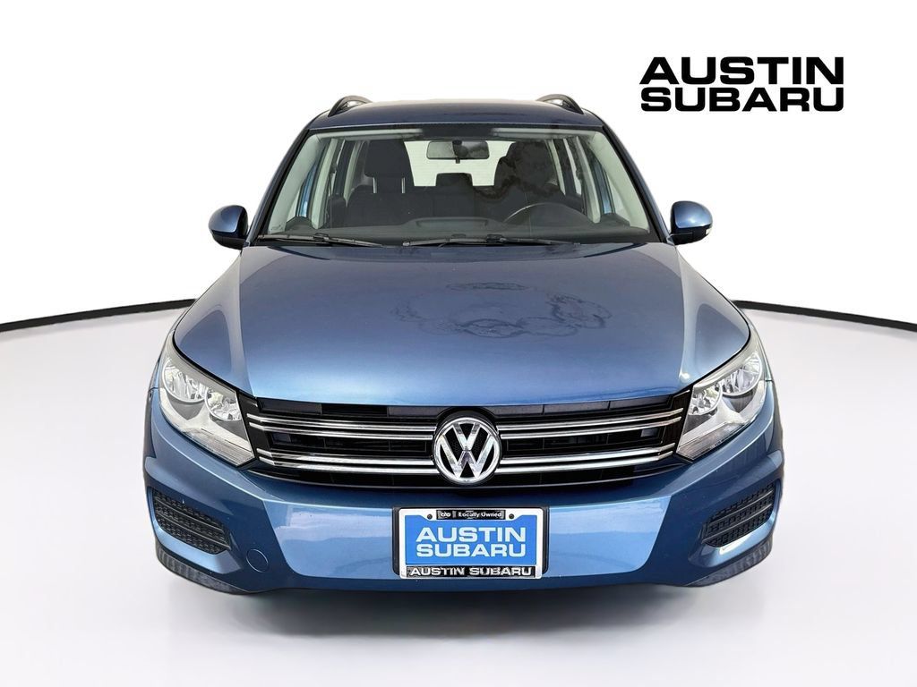 Used 2018 Volkswagen Tiguan Limited w/ Premium Package AWD/4WD image 2