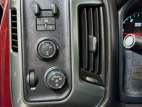 Used 2016 Chevrolet Silverado 2500 LT w/ LT Convenience Package image 11