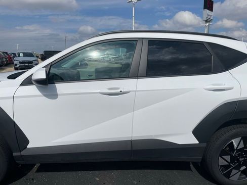 Used 2025 Hyundai Kona SEL image 34