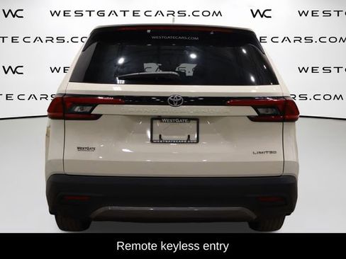 Used 2024 Toyota Grand Highlander Limited image 7