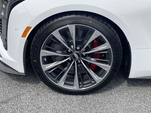 New 2026 Cadillac CT5 V Blackwing w/ Carbon Fiber 2 Package image 9