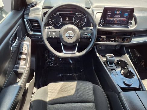 Used 2024 Nissan Rogue SV AWD/4WD image 4