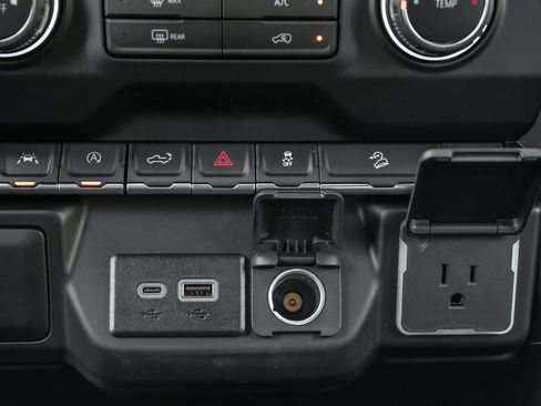 New 2026 Chevrolet Silverado 1500 Custom Trail Boss w/ LPO, Dark Essentials Package image 29