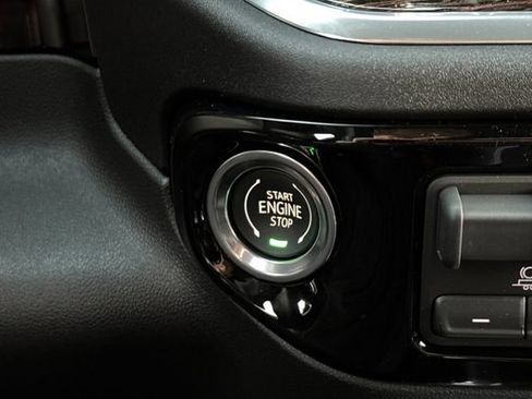 New 2026 GMC Sierra 1500 Elevation image 21