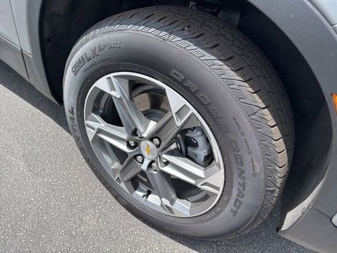 Used 2024 Chevrolet Blazer LT w/ Convenience Package image 9