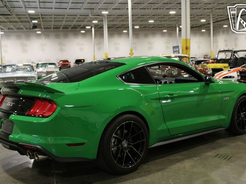 Used 2019 Ford Mustang GT RWD image 20