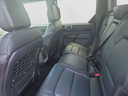 New 2026 Ford Bronco Badlands AWD/4WD image 33