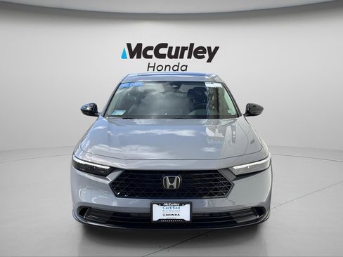 Certified 2025 Honda Accord SE image 8