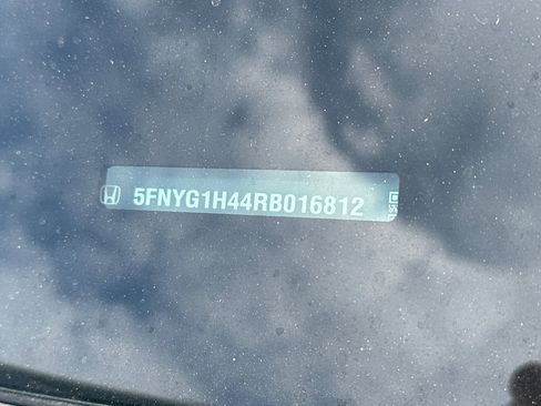 Used 2024 Honda Pilot EX-L image 2