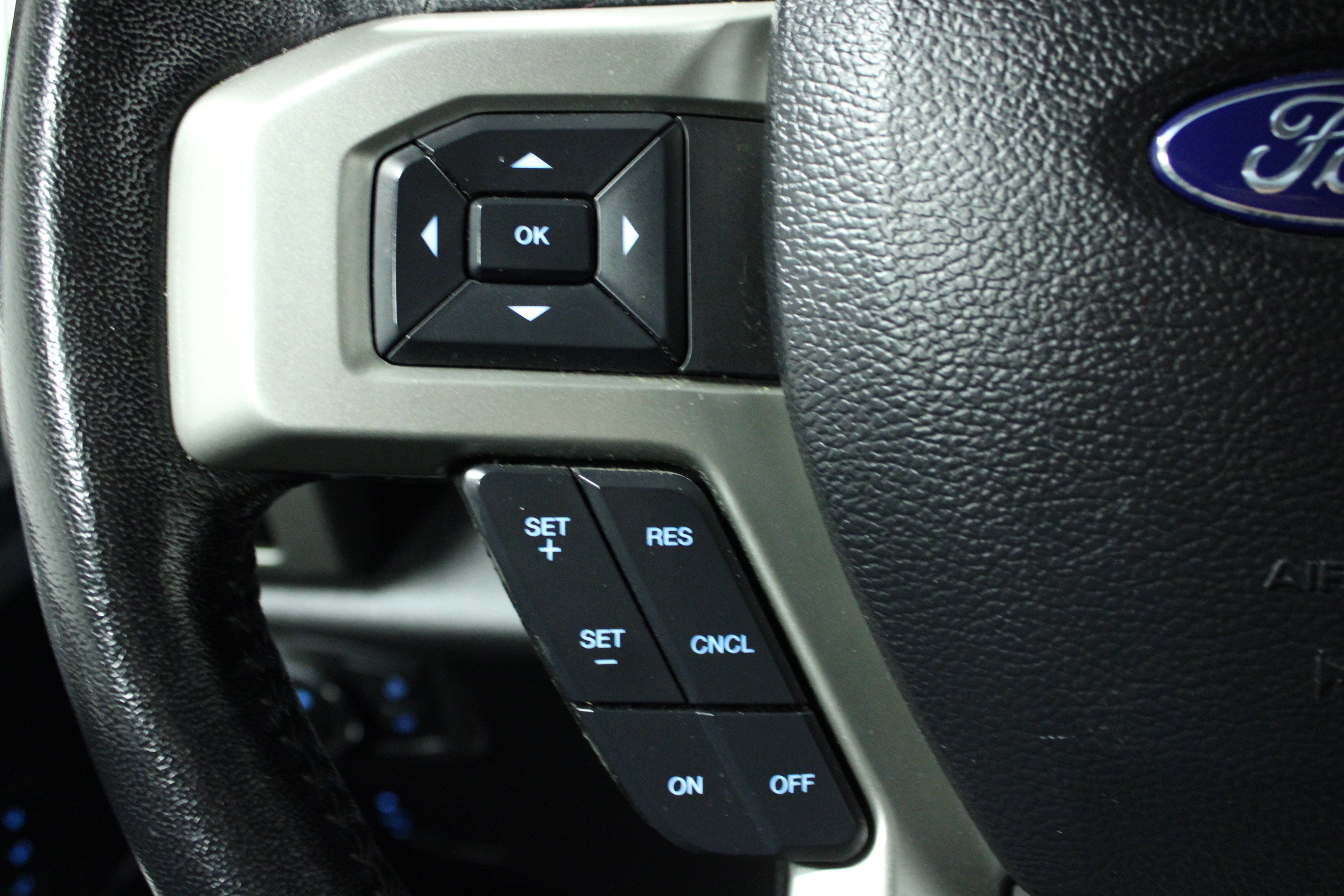 Used 2021 Ford F250 Lariat w/ Lariat Value Package AWD/4WD image 20