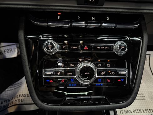 Used 2021 Lincoln Corsair Reserve w/ Elements Package image 22