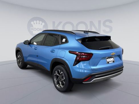 New 2026 Chevrolet Trax LT image 4