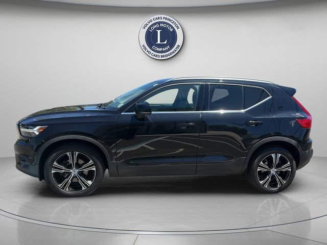 Used 2021 Volvo XC40 T5 Inscription w/ Climate Package AWD/4WD image 3