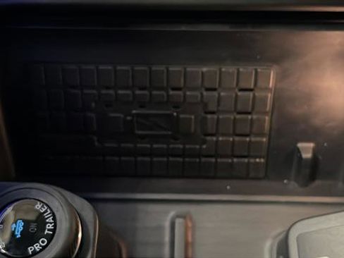 Used 2025 Ford Expedition Platinum w/ Driver's Package image 17