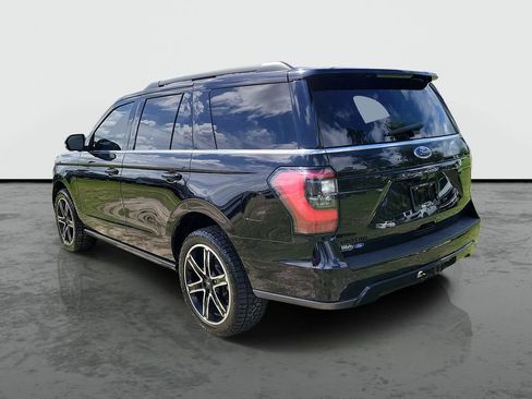 Used 2021 Ford Expedition Limited RWD image 3