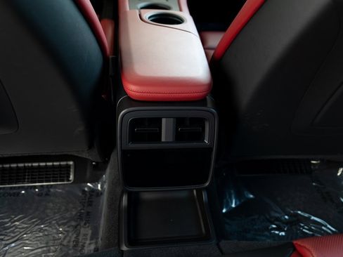 Certified 2024 Porsche Taycan 4S image 23