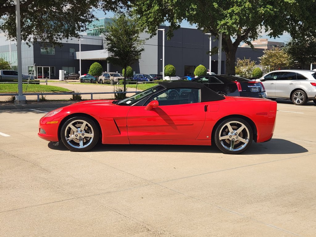 Used 2008 Chevrolet Corvette Convertible w/ Preferred Equipment Group RWD image 4