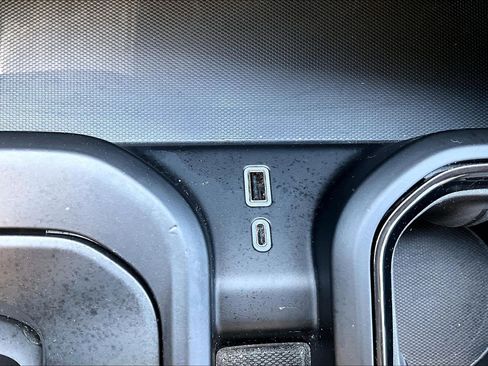 Used 2024 GMC Sierra 1500 AT4X image 17