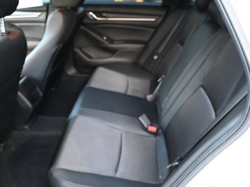 Used 2020 Honda Accord Sport image 8