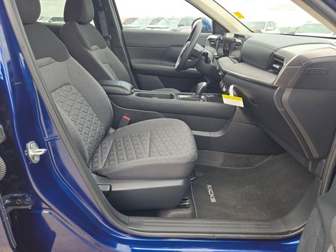 Used 2025 Nissan Kicks SV image 25
