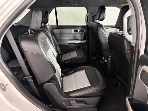 Used 2023 Ford Explorer XLT w/ Equipment Group 202A RWD image 44