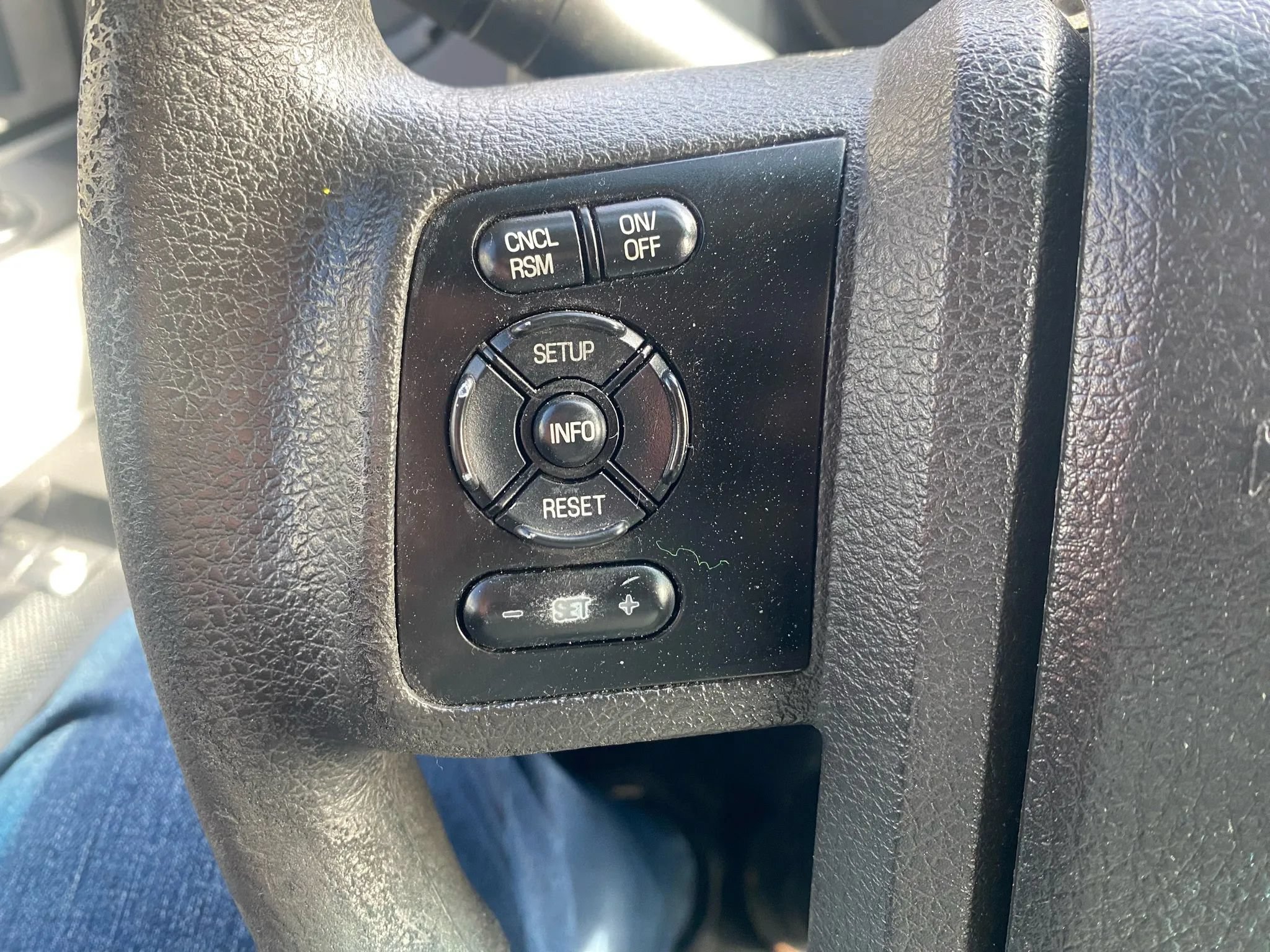 Used 2015 Ford F550 4x4 Regular Cab Super Duty image 18