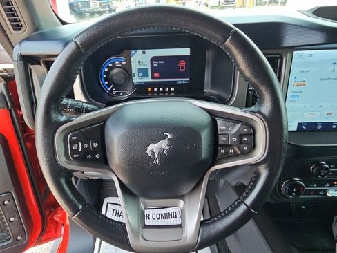 Used 2022 Ford Bronco Outer Banks image 13