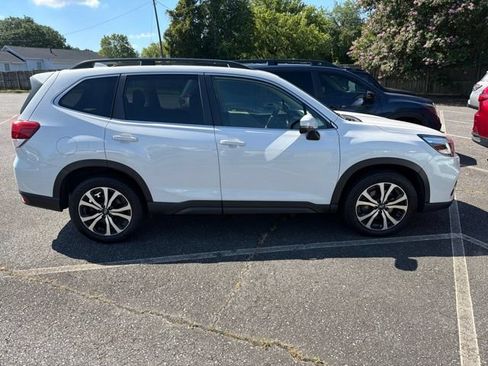 Used 2020 Subaru Forester Limited AWD/4WD image 4