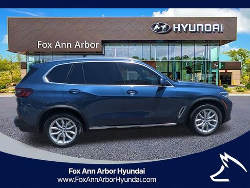 Used 2023 BMW X5 xDrive40i AWD/4WD image 6
