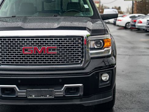 Used 2015 GMC Sierra 1500 Denali w/ Driver Alert Package AWD/4WD image 5
