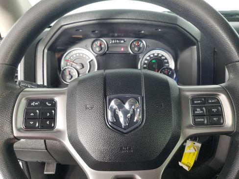 Used 2022 RAM 1500 Classic SLT w/ Electronics Group AWD/4WD image 22