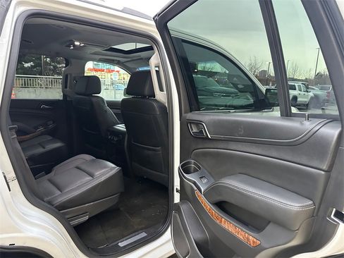 Used 2017 Chevrolet Tahoe Premier image 12
