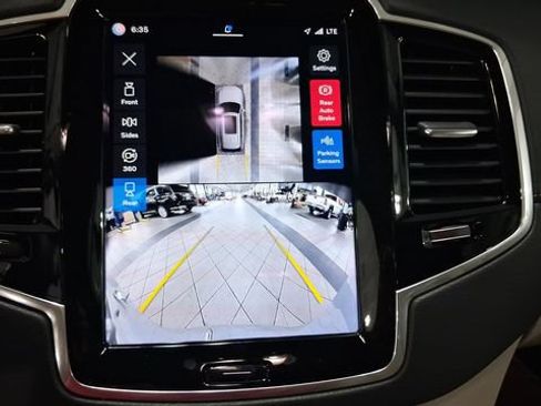 Used 2024 Volvo XC90 B6 Ultimate w/ Protection Package Premier AWD/4WD image 26
