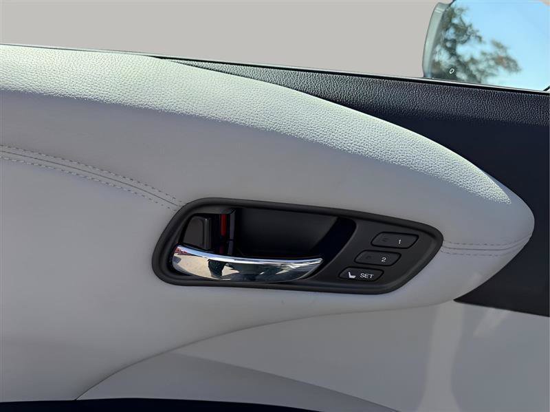 Used 2017 Acura RDX w/ Technology Package FWD image 22