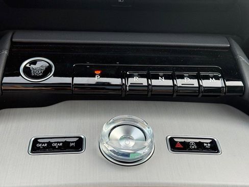 New 2025 Lincoln Navigator Reserve image 15