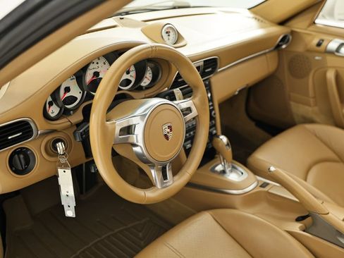 Used 2012 Porsche 911 Turbo S AWD/4WD image 4