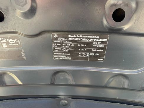 Used 2016 BMW 320i Sedan image 24