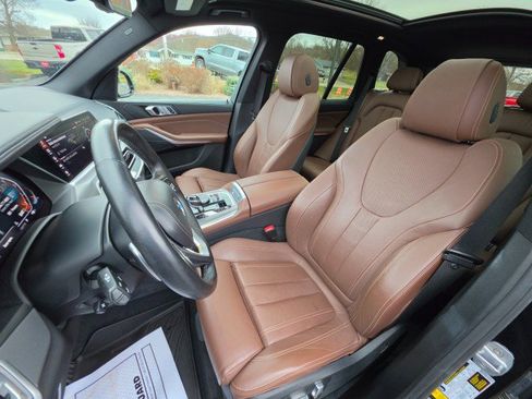 Used 2019 BMW X5 xDrive40i w/ Convenience Package image 32