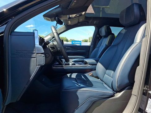 Used 2026 Cadillac Escalade IQ Sport 2 AWD/4WD image 13