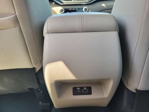Certified 2021 Nissan Altima 2.5 SV w/ SV Premium Package FWD image 17
