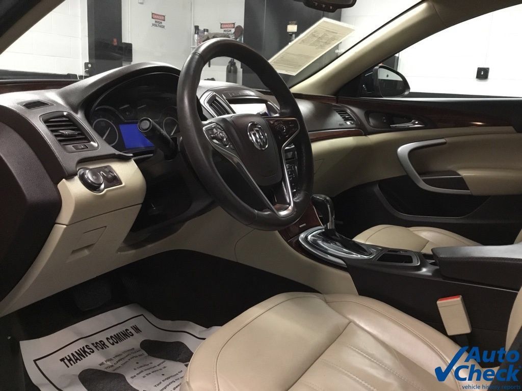 Used 2017 Buick Regal Premium w/ Driver Confidence Package #1 FWD image 23
